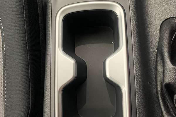 2024 Nissan Navara ST D23 4X4
