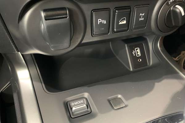 2024 Nissan Navara ST D23 4X4