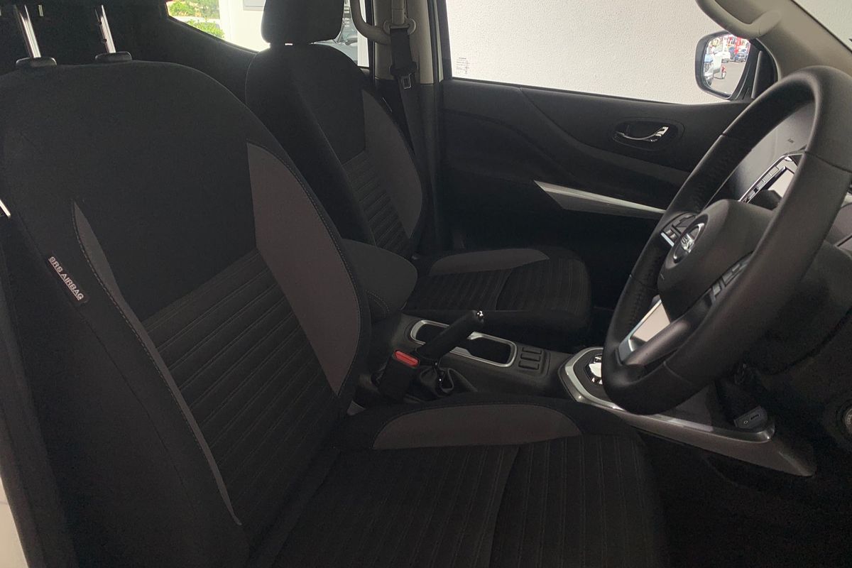 2024 Nissan Navara ST D23 4X4