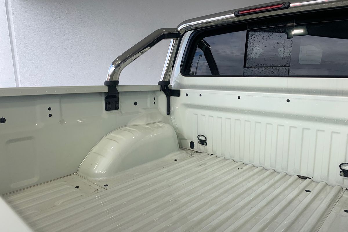 2024 Nissan Navara ST D23 4X4