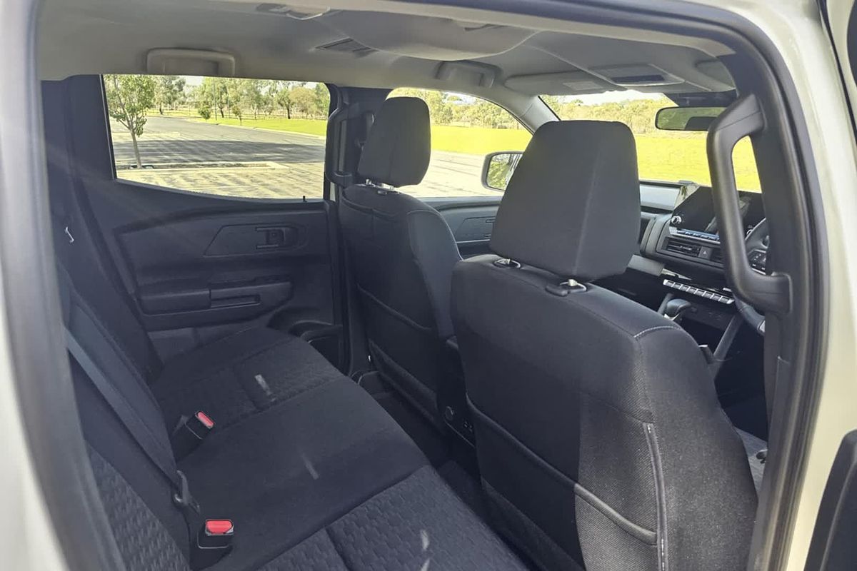 2024 Mitsubishi Triton GLX-R MV 4X4