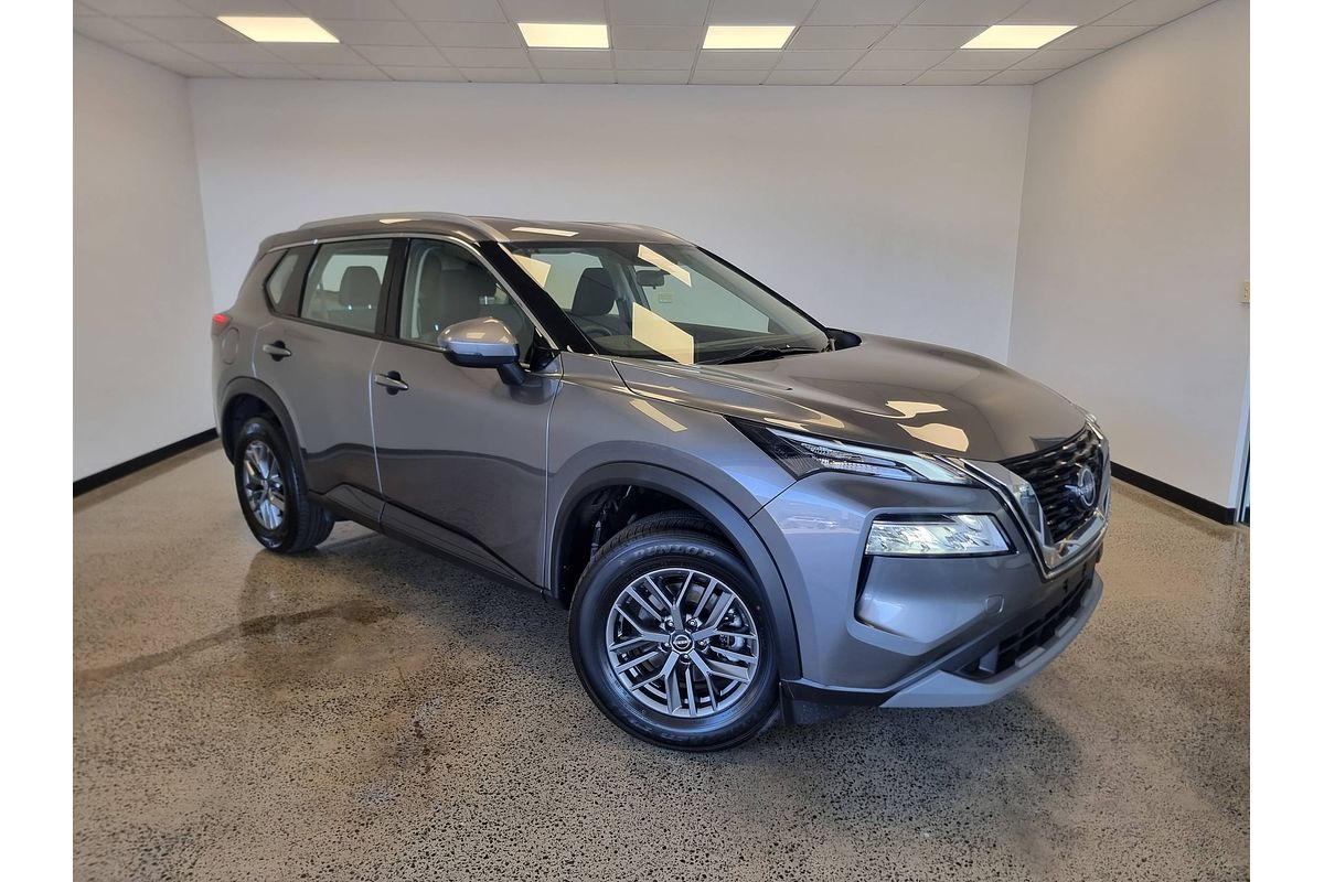 2024 Nissan X-TRAIL ST T33