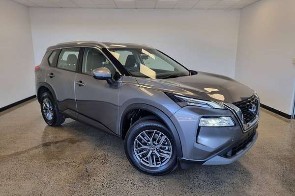 2024 Nissan X-TRAIL ST T33