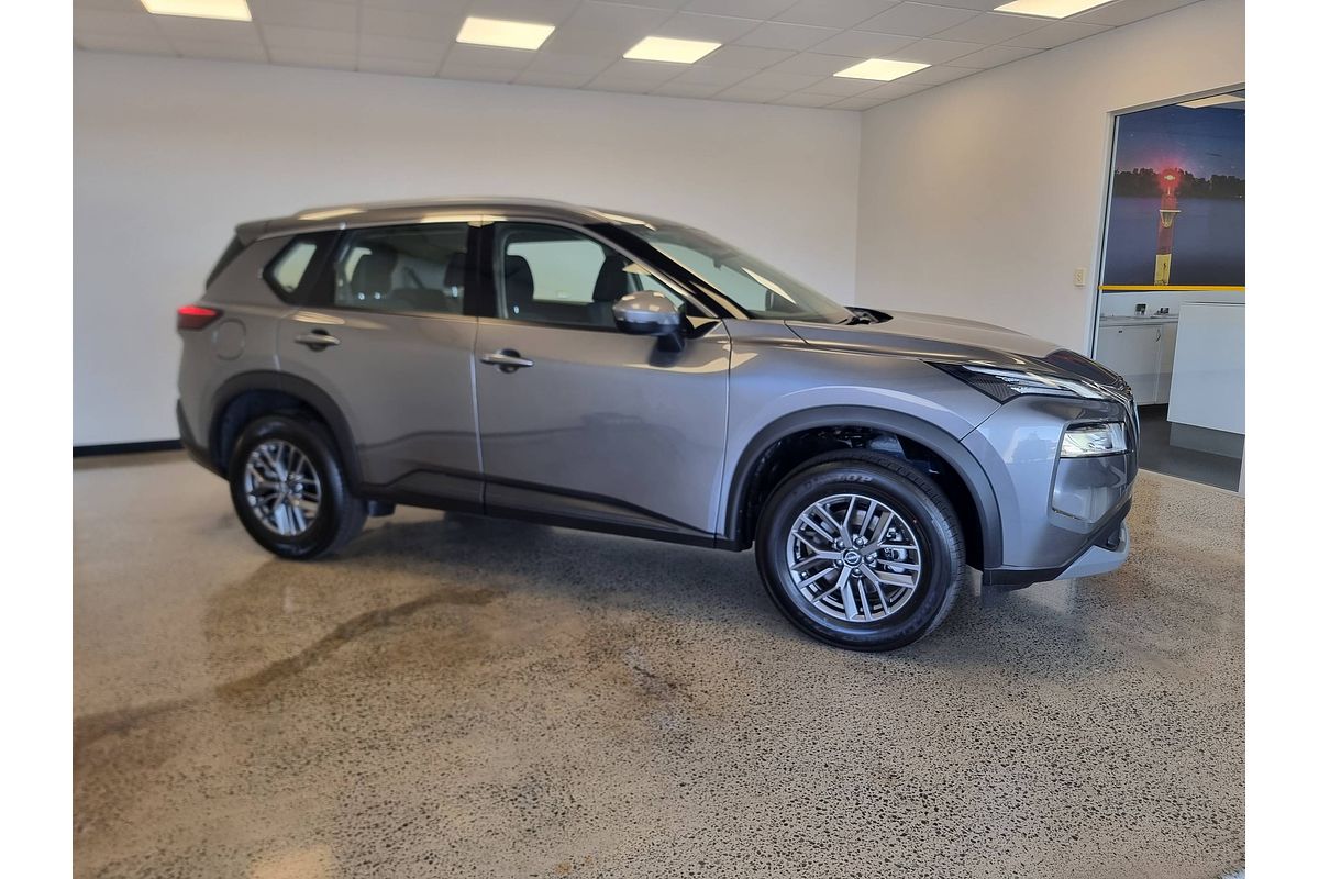 2024 Nissan X-TRAIL ST T33