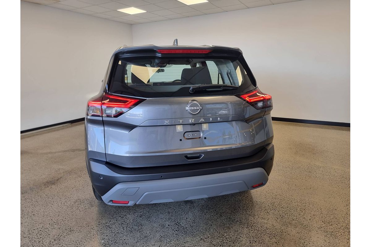 2024 Nissan X-TRAIL ST T33
