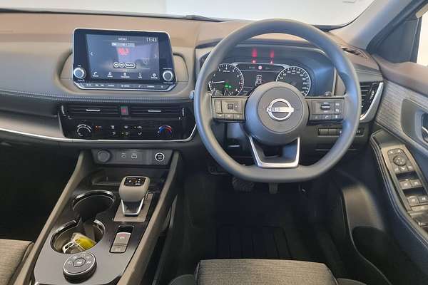 2024 Nissan X-TRAIL ST T33