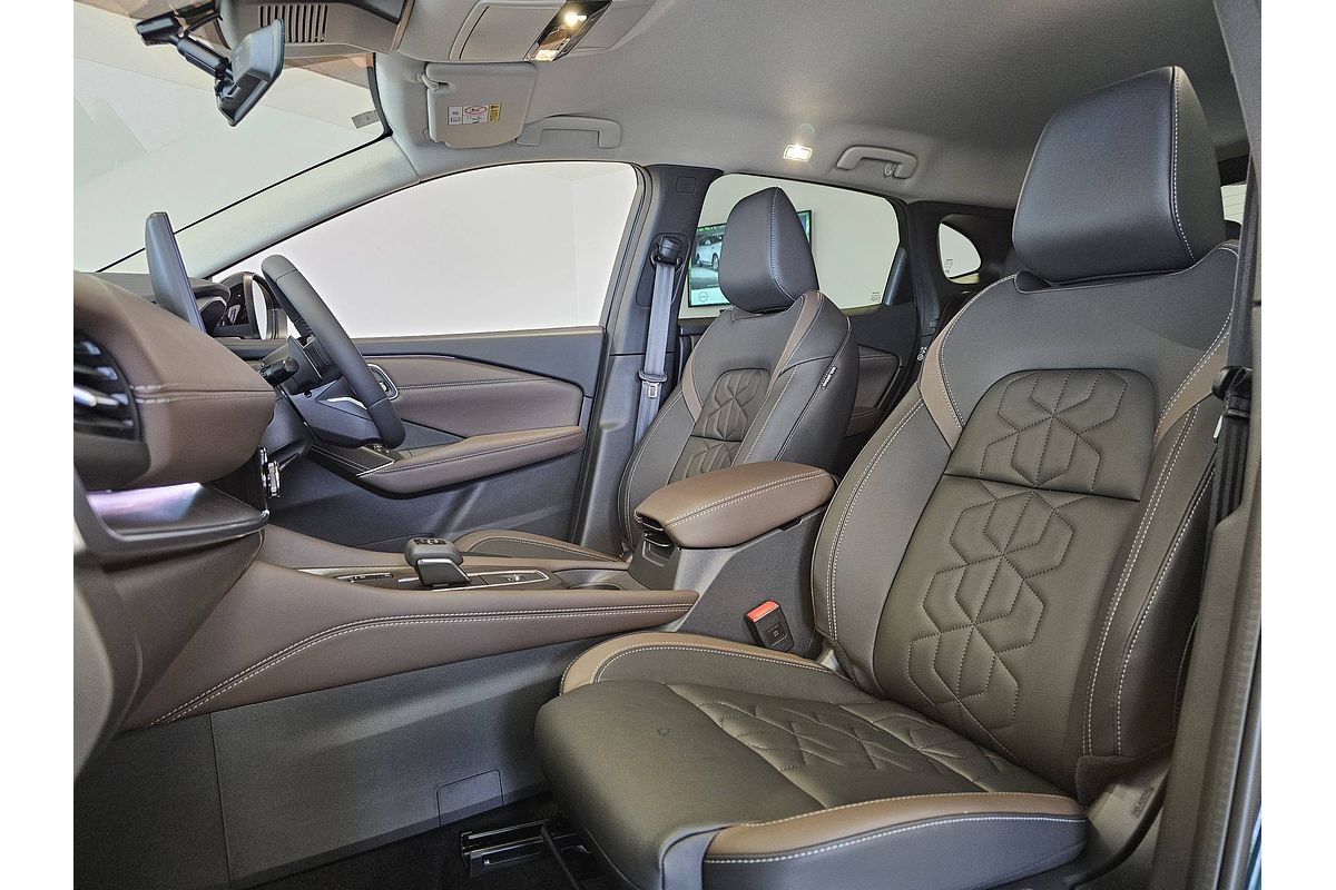 2025 Nissan QASHQAI Ti J12