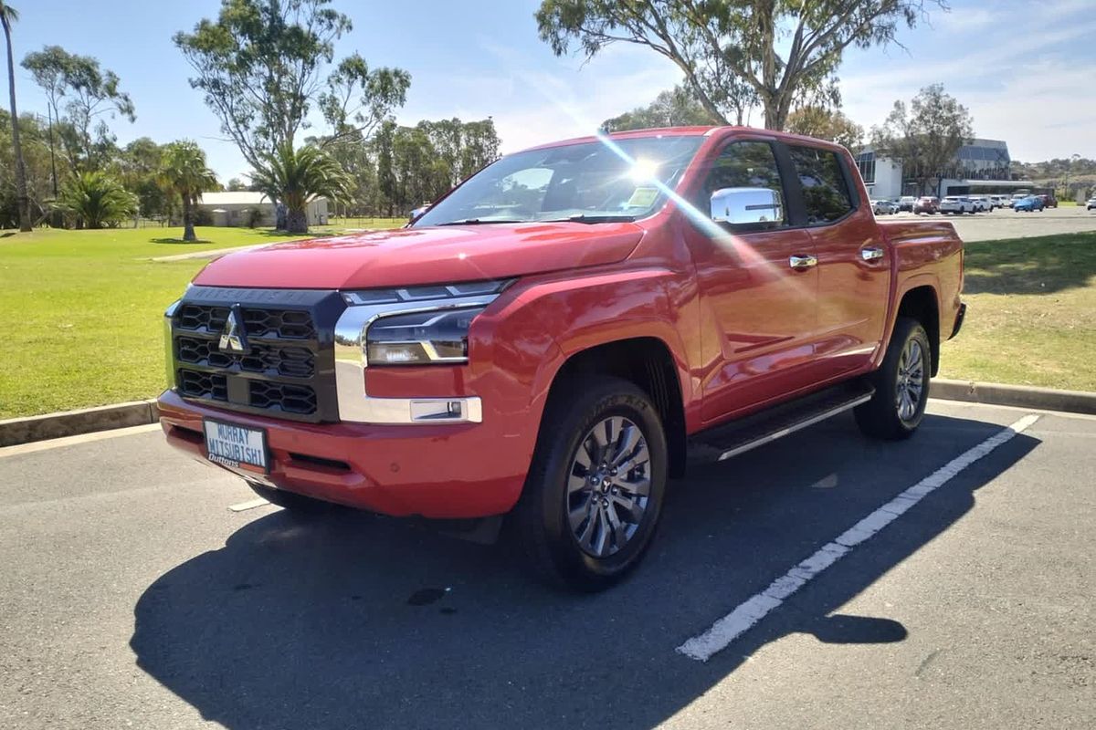 2024 Mitsubishi Triton GLS MV 4X4