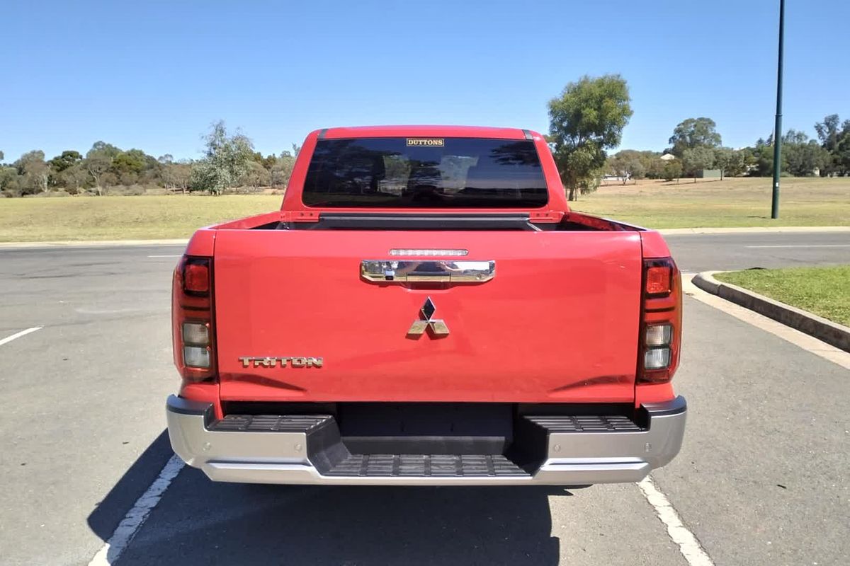 2024 Mitsubishi Triton GLS MV 4X4