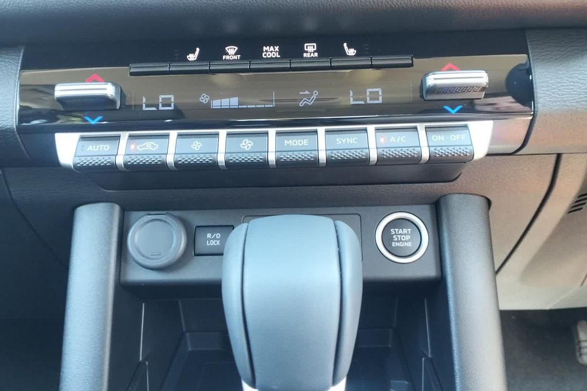 2024 Mitsubishi Triton GLS MV 4X4