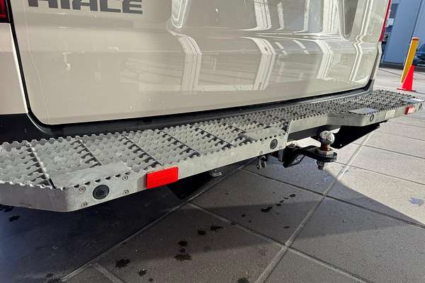 2021 Toyota Hiace GDH300R LWB