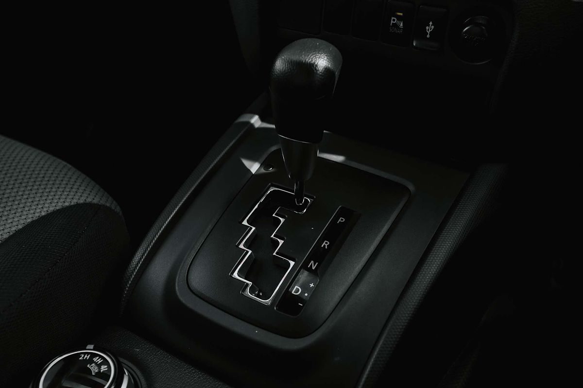 2023 Mitsubishi Triton GLX MR 4X4