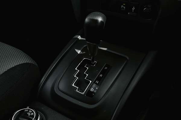 2023 Mitsubishi Triton GLX MR 4X4