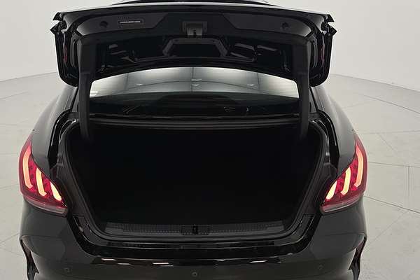 2024 MG MG5 Essence