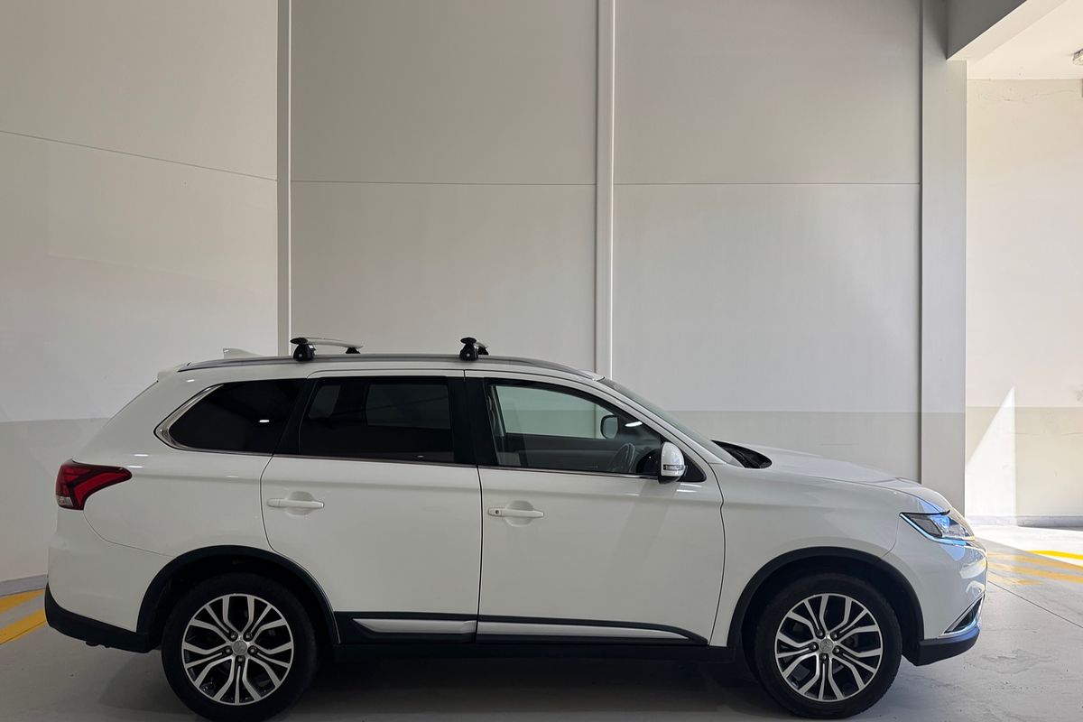 2017 Mitsubishi Outlander LS ZK
