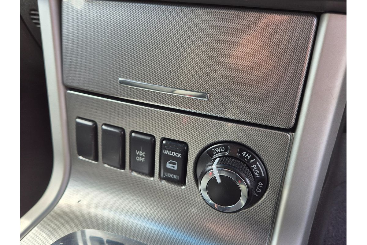 2013 Nissan Navara ST D40 Series 6 4X4