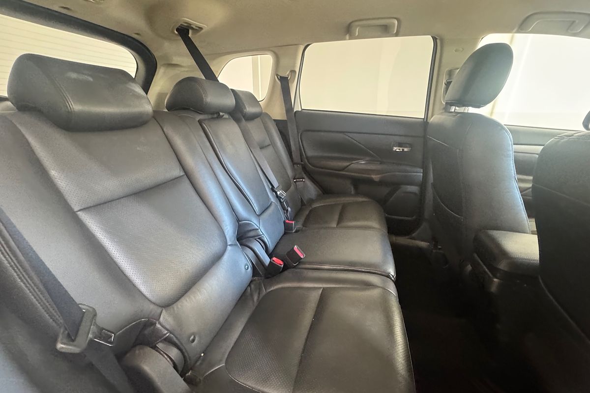 2017 Mitsubishi Outlander LS ZK