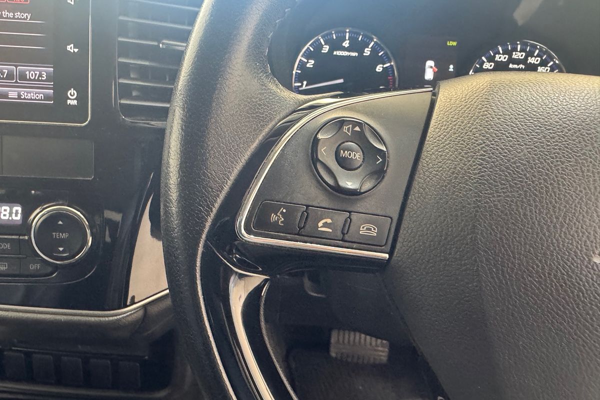 2017 Mitsubishi Outlander LS ZK