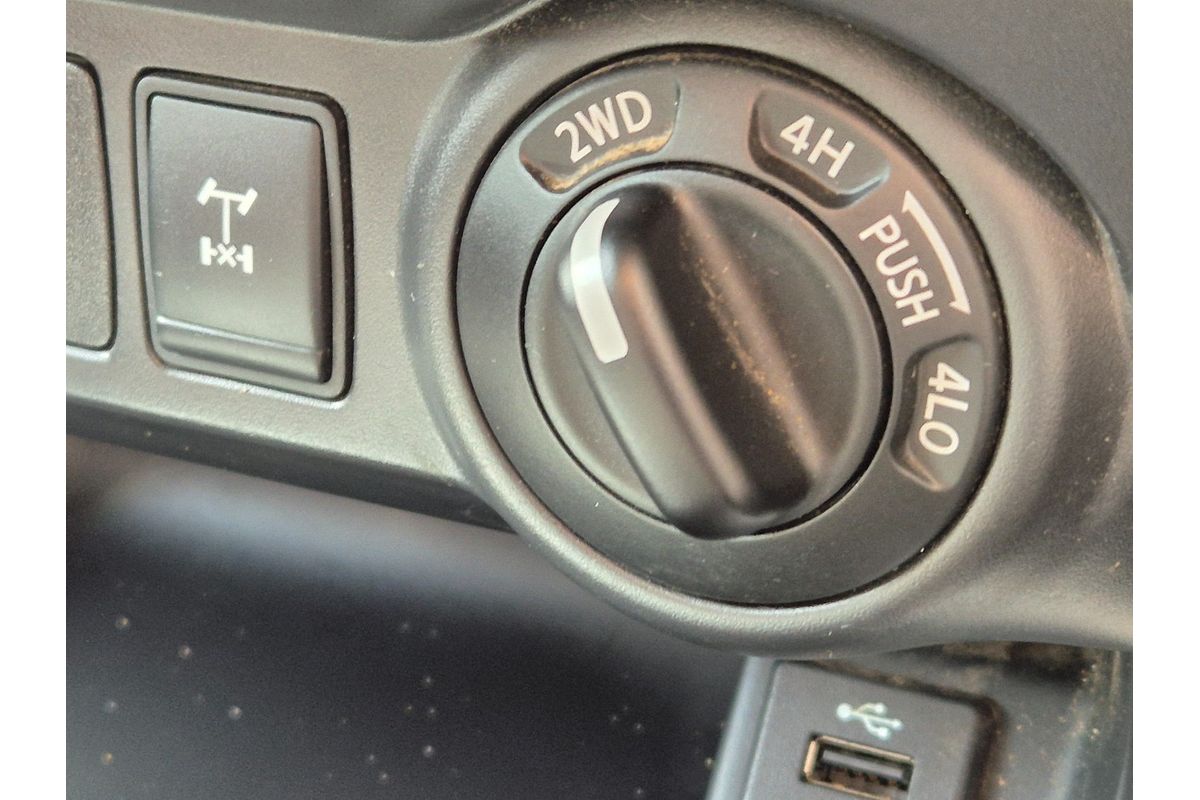 2016 Nissan Navara ST D23 4X4