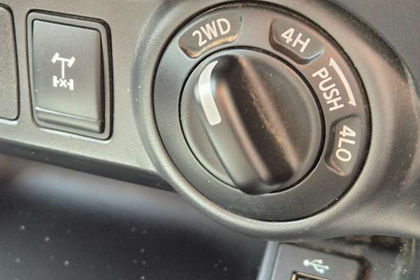 2016 Nissan Navara ST D23 4X4