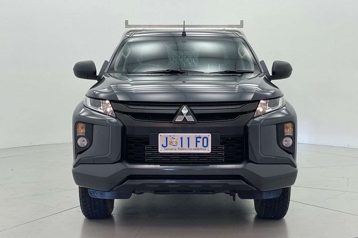 2020 Mitsubishi MR Triton GLX 2.4L D 6M/T 4X4 