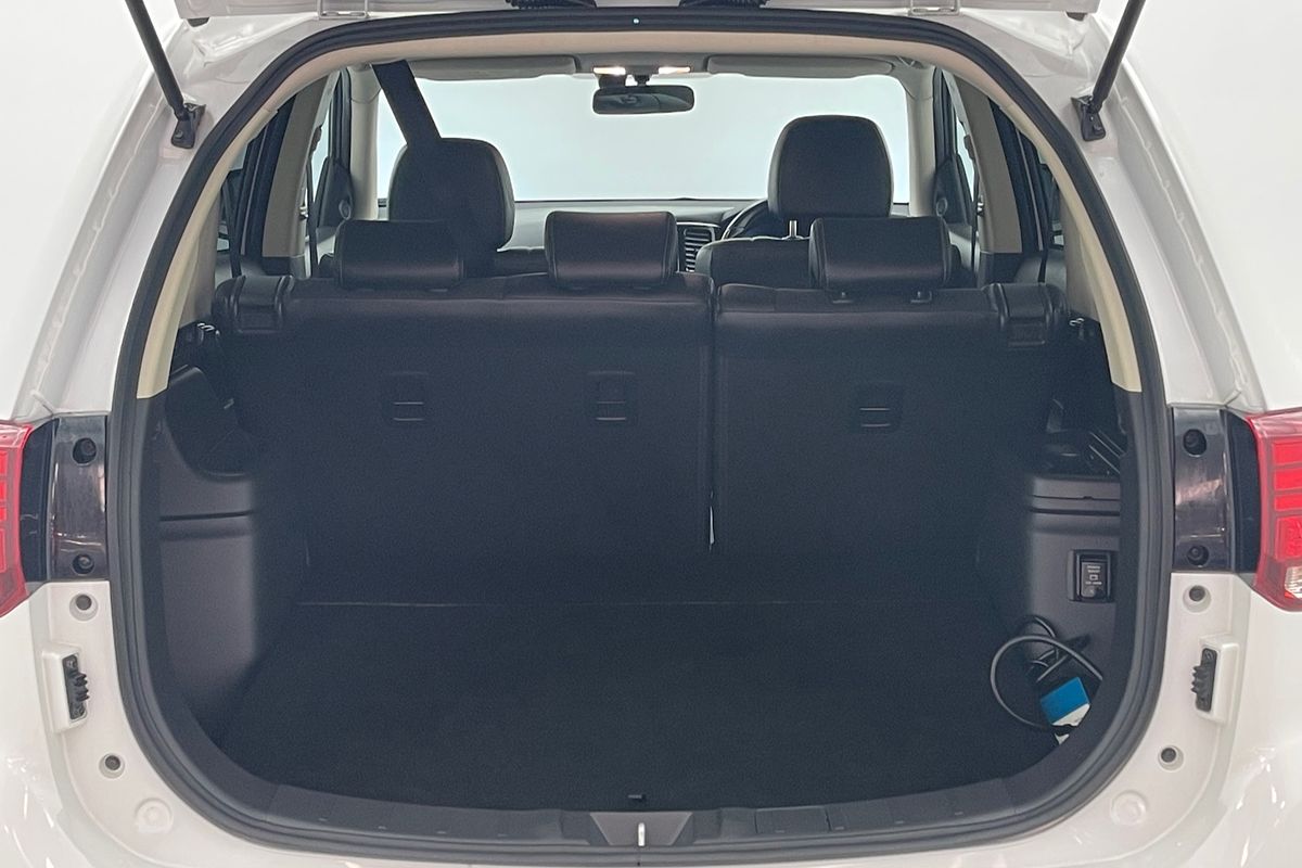 2018 Mitsubishi Outlander PHEV LS ZK