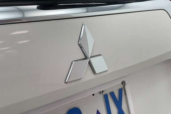 2018 Mitsubishi Outlander PHEV LS ZK