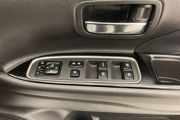 2018 Mitsubishi Outlander PHEV LS ZK