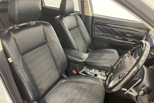 2018 Mitsubishi Outlander PHEV LS ZK