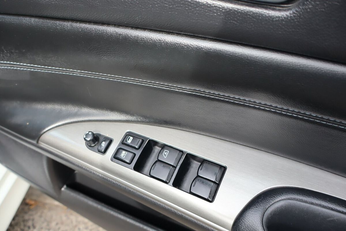 2010 Nissan Maxima 250 ST-L J32