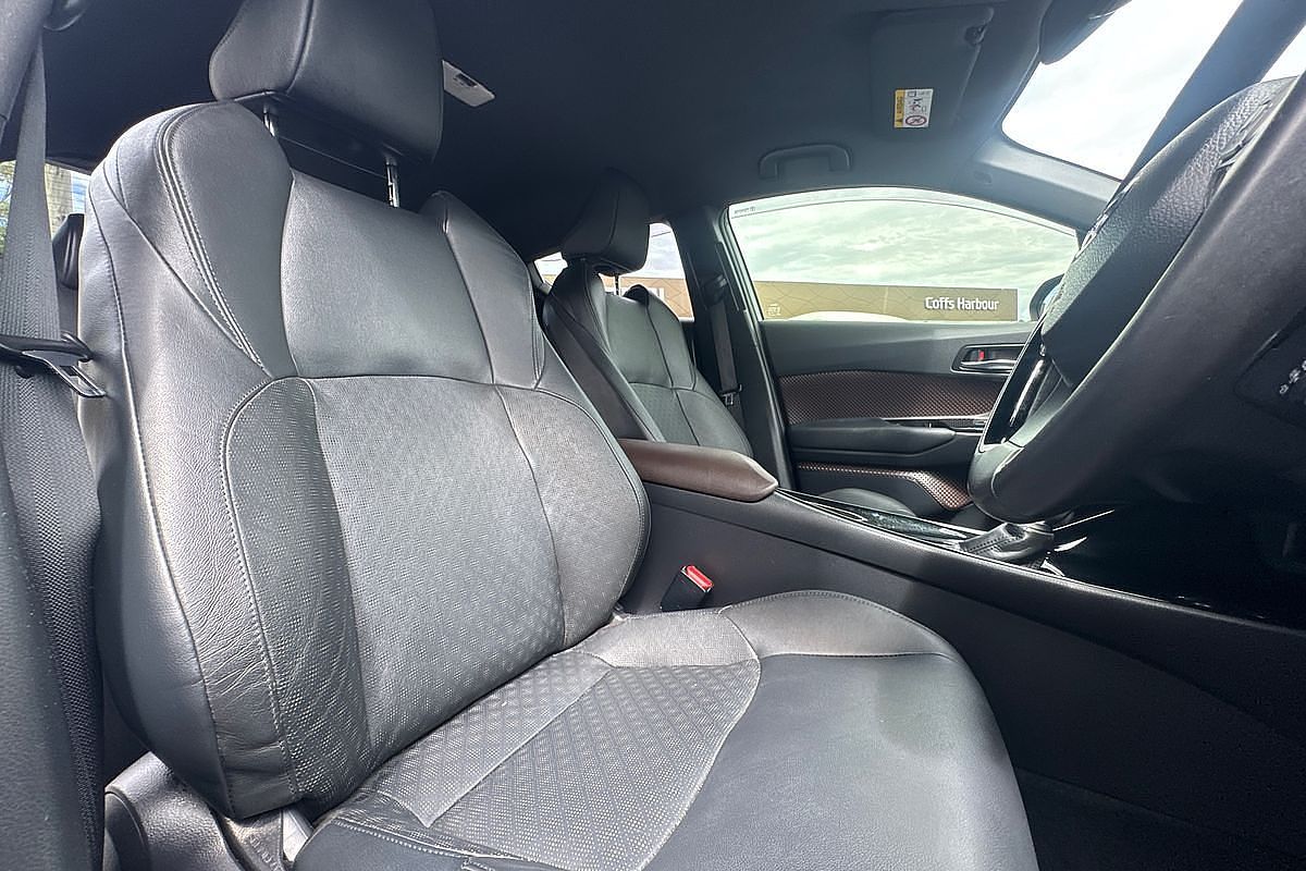 2017 Toyota C-HR Koba NGX50R