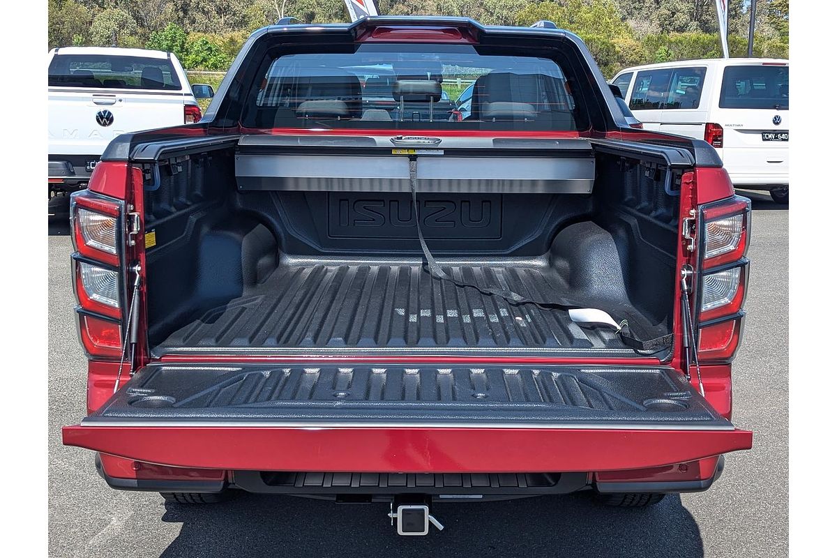 2025 Isuzu D-MAX X-TERRAIN 4X4