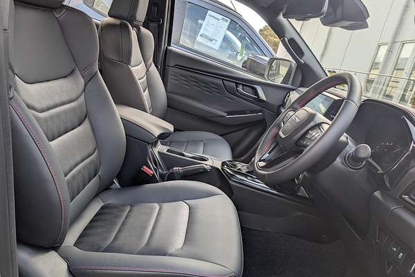 2025 Isuzu D-MAX X-TERRAIN 4X4