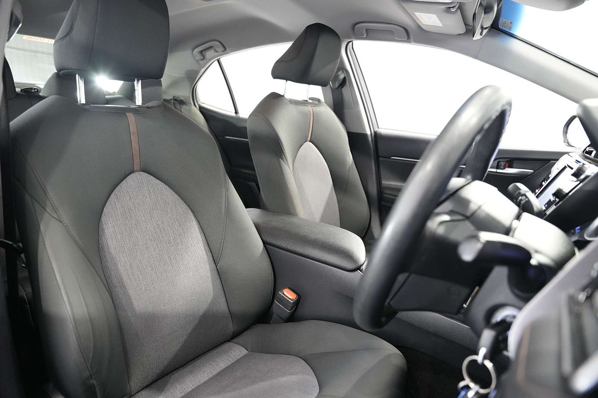 2018 Toyota Camry Ascent ASV70R