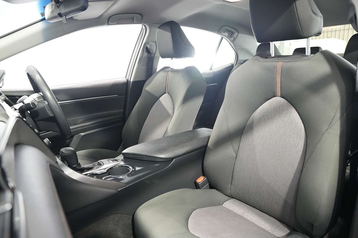 2018 Toyota Camry Ascent ASV70R