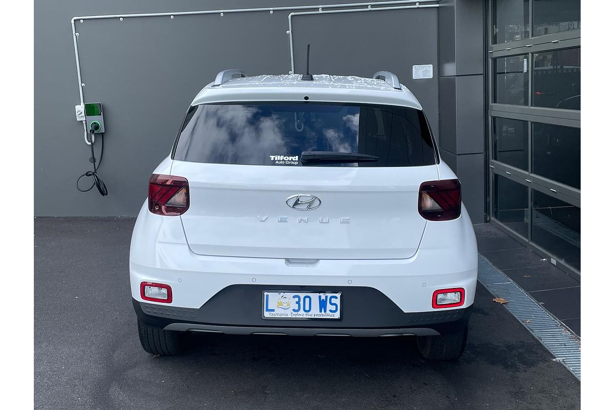 2024 Hyundai Venue Elite QX.V5