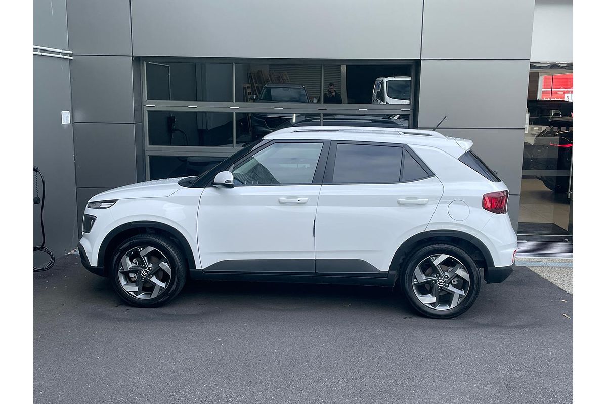 2024 Hyundai Venue Elite QX.V5