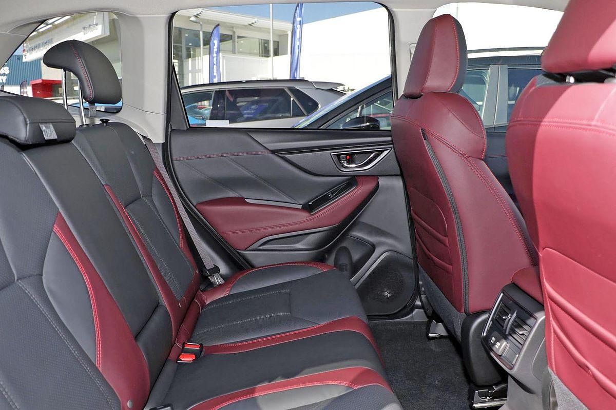 2024 Subaru Forester STI Sport S5