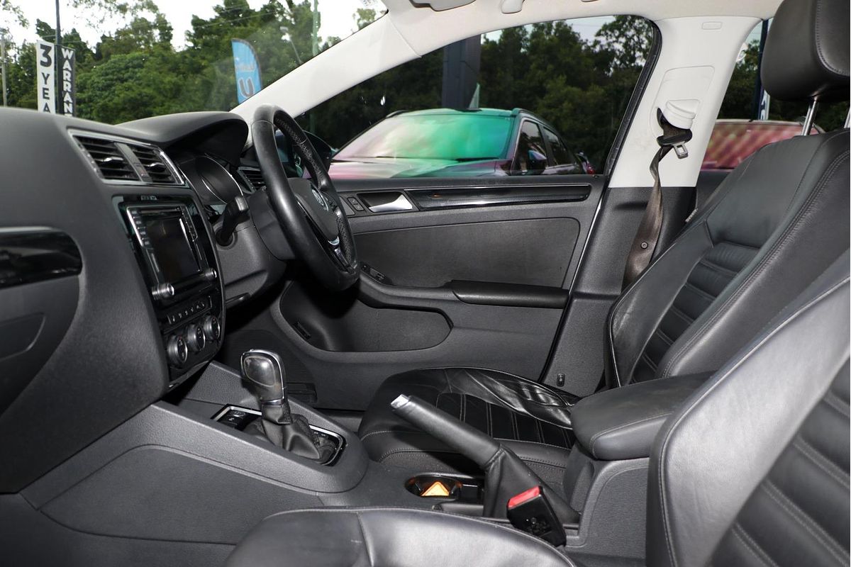 2015 Volkswagen Jetta 103TDI Highline 1B