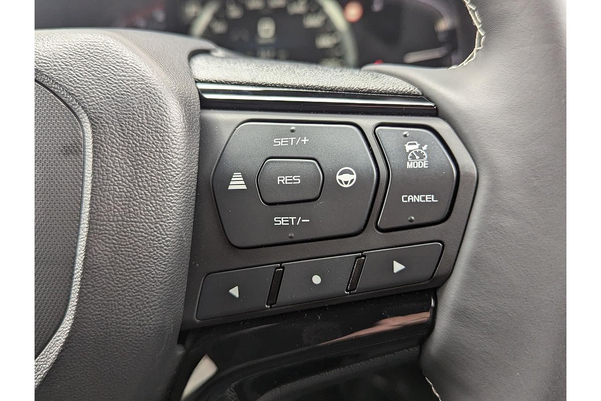 2025 Isuzu D-MAX BLADE 4X4