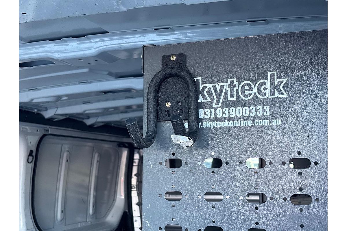 2021 Renault Trafic Premium 103kW X82 LWB