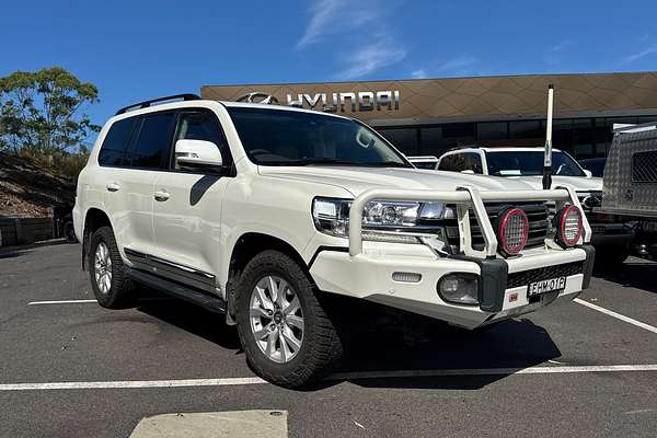 2020 Toyota Landcruiser Sahara VDJ200R
