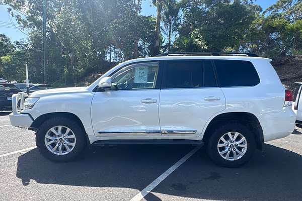 2020 Toyota Landcruiser Sahara VDJ200R