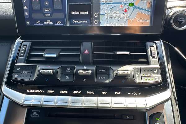 2021 Toyota Landcruiser Sahara FJA300R
