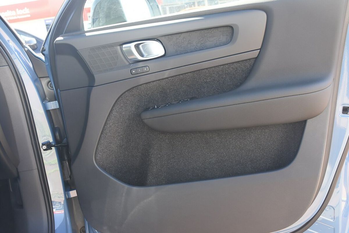 2023 Volvo XC40 Recharge Pure Electric