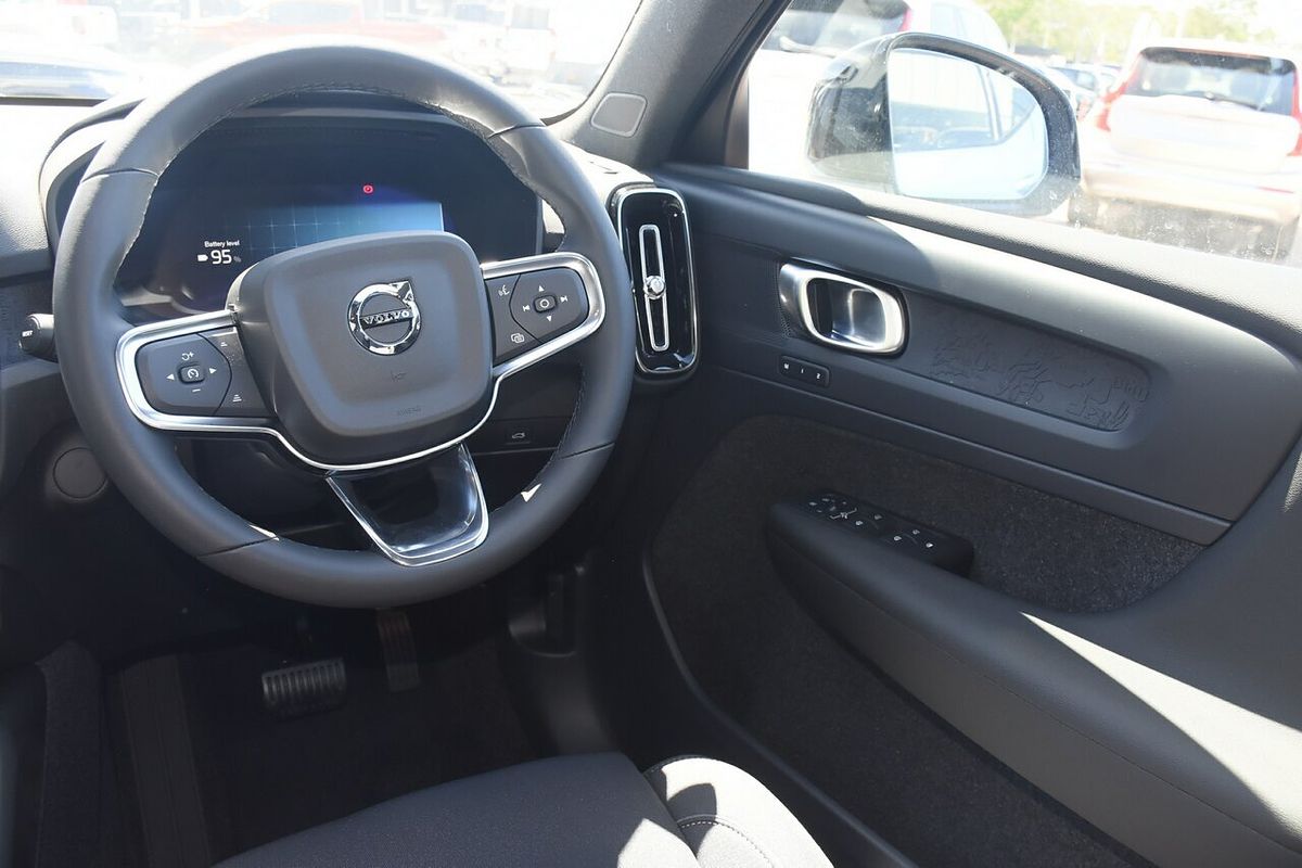 2023 Volvo XC40 Recharge Pure Electric
