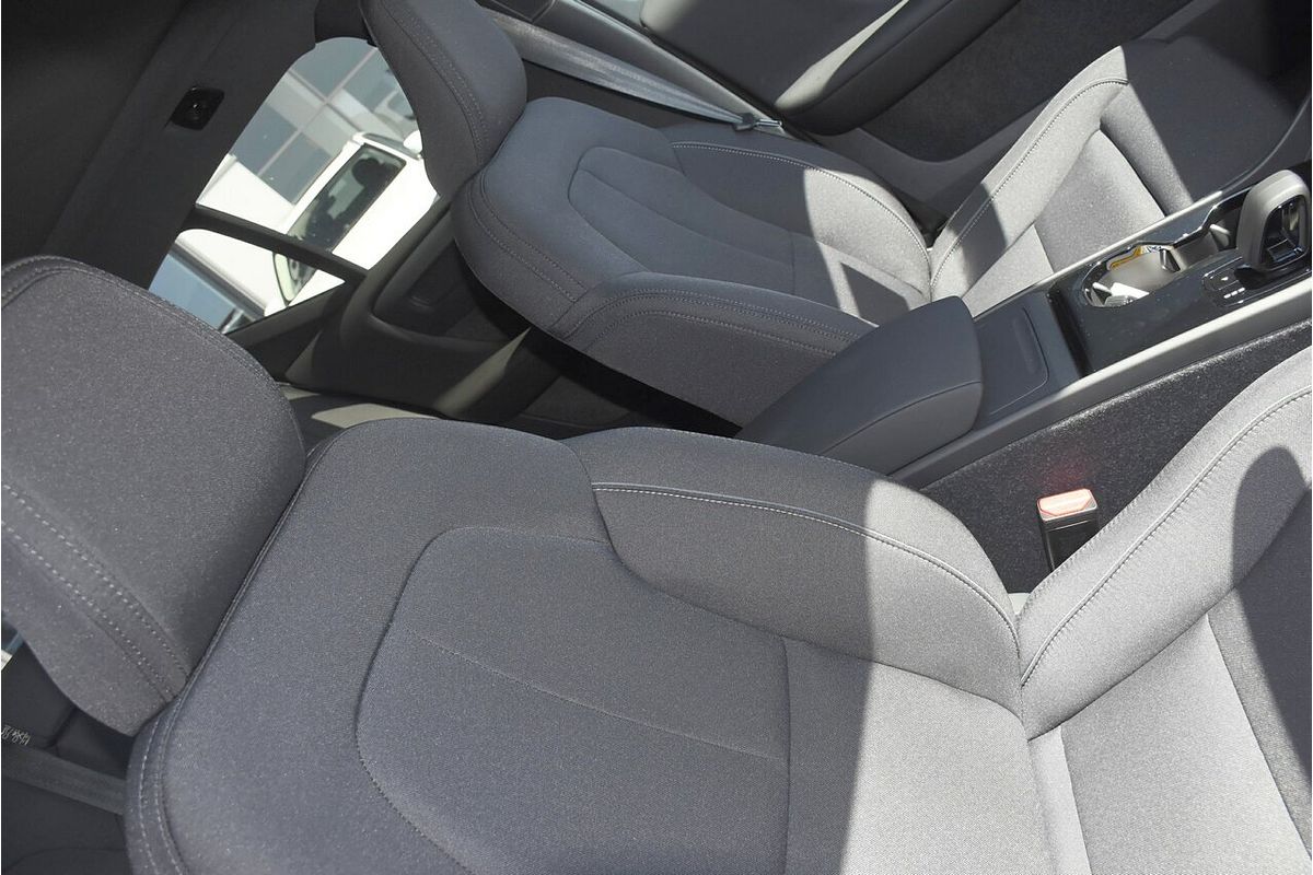 2023 Volvo XC40 Recharge Pure Electric