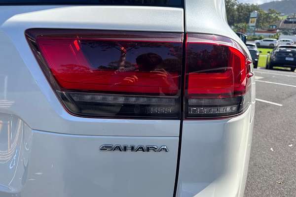 2021 Toyota Landcruiser Sahara FJA300R