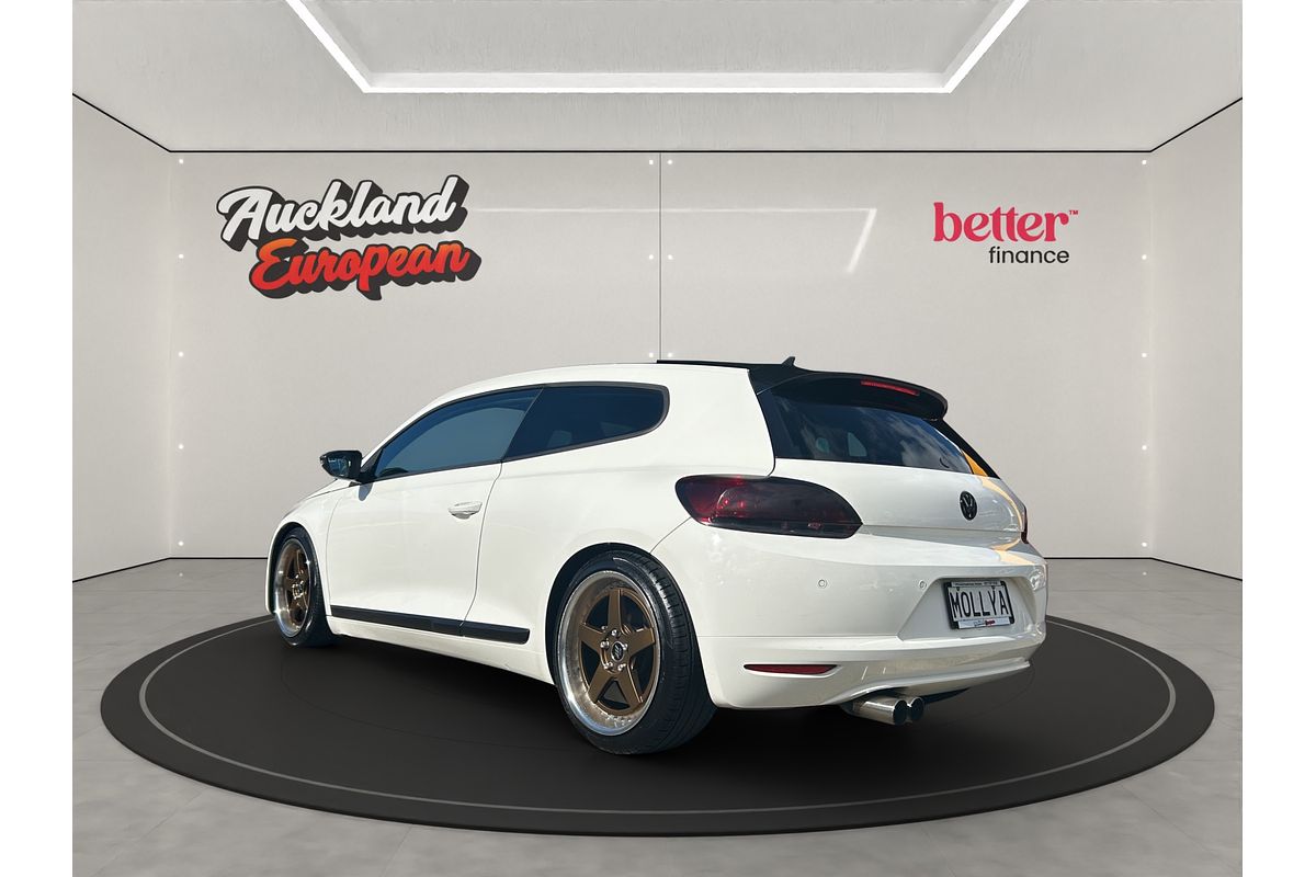 2010 Volkswagen SCIROCCO