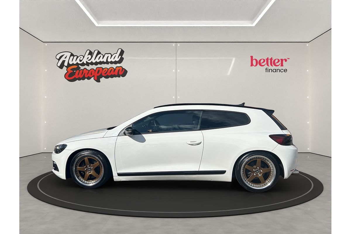 2010 Volkswagen SCIROCCO
